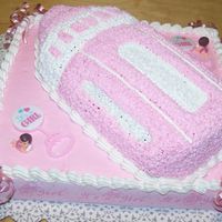 Cakes_023.jpg I made this cake for a friend. It's butterscotch flavor cake with butter cream frosting...