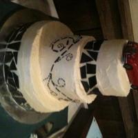 Black And White Mosaic Cake Inspired by the cake Maria Short Creative Pastries uploaded in 2005.