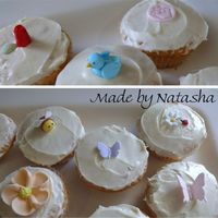 Cupcakes White Chocolate Mud Cake with cheat's icing! LOL. These were super quick cupcakes for a work colleague. Cake recipe from the...