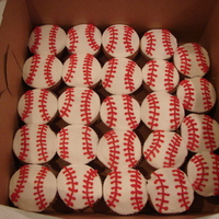 Baseball Cupcakes 