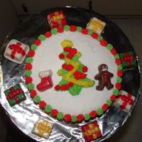 Christmas This was done as an extra cake. I gave it to my neighbors.