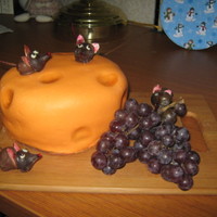 Wheel Of Cheese/mice 