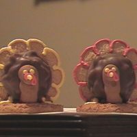 Cookie Turkeys I learned how to make these cuties during a class a few years back. They are made of store bought cookies (although I have thought about...