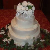 My First Wedding Cake Thanks for all of you here who walked me through it!
