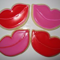 Valentine Lips No-fail Sugar Cookies with Toba Garrett's glace icing, which is nice and glossy for these lips!