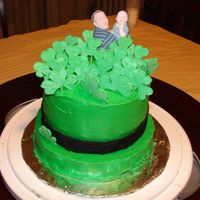 St. Patrick's Day Hat Cake Buttercream Frosting with Royal Icing clovers.