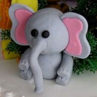 Jungle Animals 1 I made this with a mixture of gumpaste and fondant