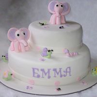 Pink Elephant Themed Cake This was made as a christeningcake :-)
