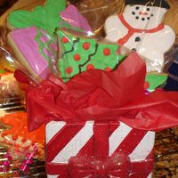 Cookie Bouquets For Christmas! NFSC with RI- I got these containers last year from Michaelsvery easy and fun to make! Teacher gifts!
