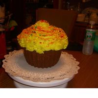 Giant Cupcake 