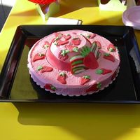 Strawberry Shortcake Hat I made this cake last year for my friend's daughter. Her birthday theme was strawberry shortcake. Strawberry cake with strawberry...