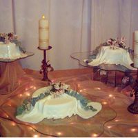 Wedding Drapes This is decorated using fondat and fresh flowers