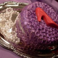 Fondant Zipper Amp Sequins Painted Wluster Dust And Topped Off With A White Chocolate Red Pump Fondant zipper & sequins painted w/luster dust and topped off with a white chocolate red pump!