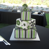 Jessica I love fun brides! 6"-9"-13" square with middle offset. Bride wanted something "non-traditional" so we worked with...