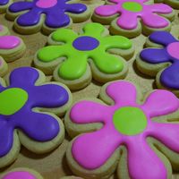 Crazy Daisies Sugar cookies w/ Antonia's royal icing