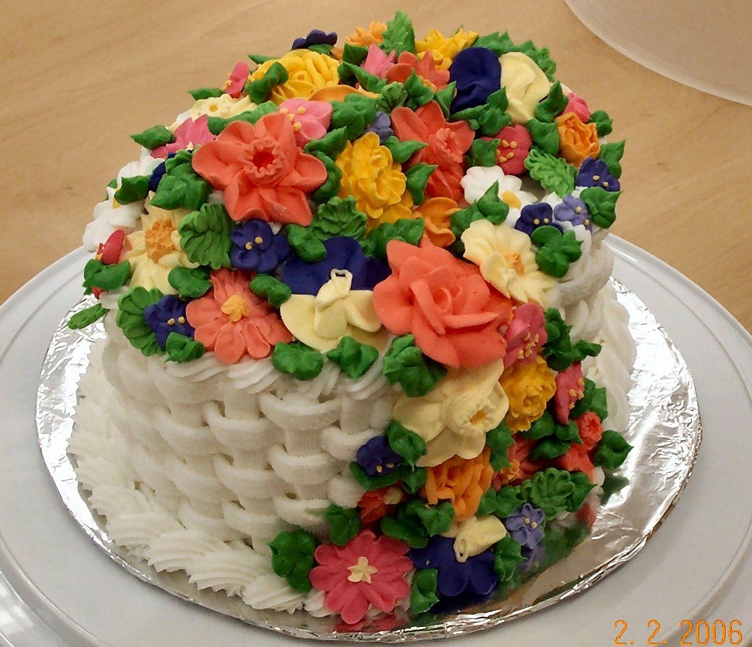 Class 2 Final (View 2) This is the other side of my final cake. Lots of fun to make.