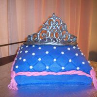 My First Pillow Cake Buttercream w/ royal icing tiara. Thanks Denysse for the template.