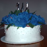 Top Teir Wedding Cake. This is the top tier of a wedding cake that I did and forgot to bring my camera along to take a picture of the entire cake. ugh!!! I hate...