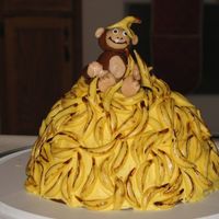 Monkey And Bananas I had to try this cake after seeing several here on Cake Central! It was so much fun and a lot easiaer than I thought. It was my first time...