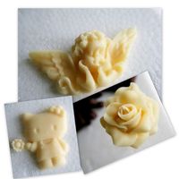 White Chocolate Fondant!!!! Recipe in spanish: w w w. lacocinadealmaerrante.phpbb3.es/viewtopic.php?f=41&t=7287&p=67156#p67156