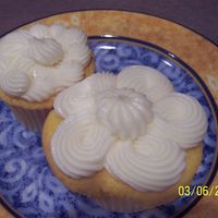 First Cupcakes Here are some cupcakes I made. Lemon cake with a creamcheese jello packet with Cream cheese frosting!