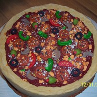 Pizza 10" cake, with fondant "food"