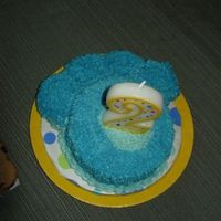 Blue's Paw Smash Cake This cake was for the child to smash - even though he was 2, the mom still wanted him to have his own cake. I think it turned out so cute...