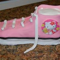 Hello Kitty first time shoe, I want to take the time to thank CakesByLJ for all her helpI made this shoe for my niece she likes hello kittyand this is...