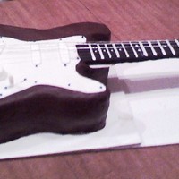 Electric Guitar Cake 