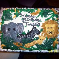 Jungle Cake I'm still bad at writing so I tried to hide it with leaves.