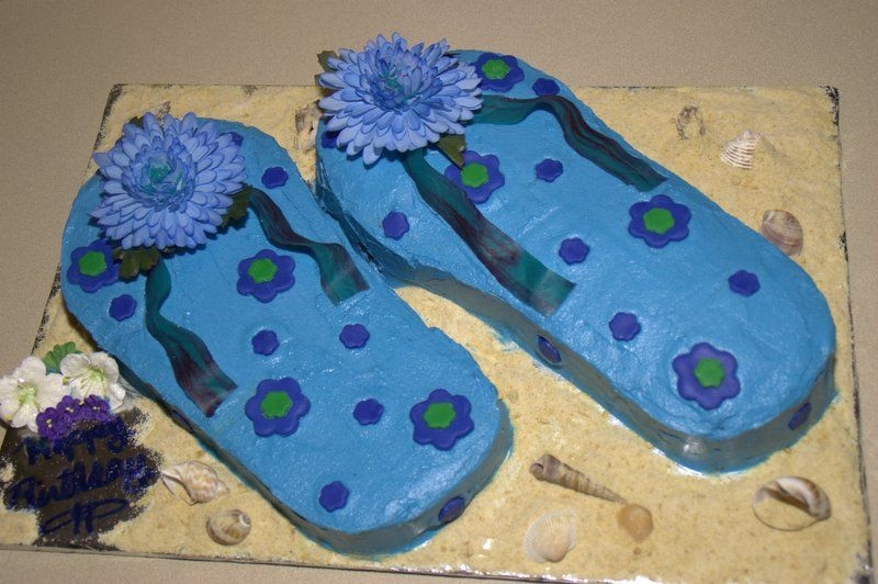Flip Flop Ckae This is my first attempt at the flip flop cake. I made it for my daughter's 17th birthday and she just loved it and I had fun making...
