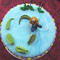 Allies_Cake.jpg This cake is for my friend's daughter. Her name is Allie but her nickname is "Gator"....all fondant.