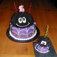 Spider Cake I made these cakes for a halloween/birthday party for a 3 year-old. All Buttercream. Thanks to elizw and CakeL8T for their inspiration.