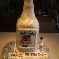 Malibu_Bottle_Cake.jpg 