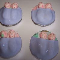 Twins In Bed Cupcakes for twin baby shower