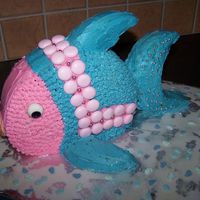 Fish Made this for my daughters Under the Sea party. I had 3 "assistants" who ensured that I got the blue Just right!! Of course,...