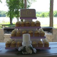 Square Cupcake Tree This is a square cupcake tree I made at the last minute. I made the stand from foamboard and styrofoam blocks. Covered in butcher paper,...