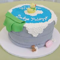 Rubber Duckie 4 layers of vanilla caramel cake filled with fresh strawberries and white chocolate cream.