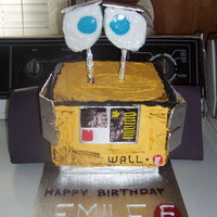 Wall-E Cake I made this for my daughter's birthday. She was a huge Wall-E fan at the time lol.