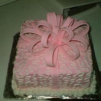 Pink Bow This is a cake I love to do for small surprise parties. I love that is is so easy and looks so great in the end.