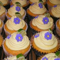 Lemonade Cupcakes lemonade cupcakes with royal icing flowers