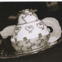 Teapot Sorry, this is in B/W. In all the craziness of the day, I lost my color fim roll. The handle and spout are made from a cookie. The bootom...