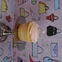 Wedding Ring Cupcakes Made for a bridal shower; gold and silver diamond rings.