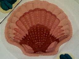 Seashell For The Same Party... This one was also fun because I tried to make it look like an actual seashell, i'm starting to like doing this instruction free stuff...