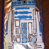 R2D2 Cake is carved from a 9x13 cake. Decorated with buttercream.