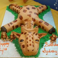 This Is A Cake Made For A Friends Daughter She Had Her Birthday At The Zoo And Wanted A Giraffe Cake But Shee Needed Some Monkeys Too This is a cake made for a friend's daughter. She had her birthday at the zoo and wanted a giraffe cake but shee needed some monkeys...