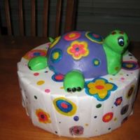 Hippie Turtle He's for a Turtle-loving friend. First time trying to do Fondant "Inlays". He was fun!