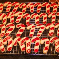 Christmas Sugar Cookies Sugar cookie, Toba Garrett icing with peppermint flavoring