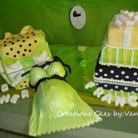 Baby Showers Belly Cakes,diaper bag and gitf box