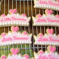 Princess Tiara I made these for a first birthday. Sorry if the picture is fuzzy. It's the only one that turned out.